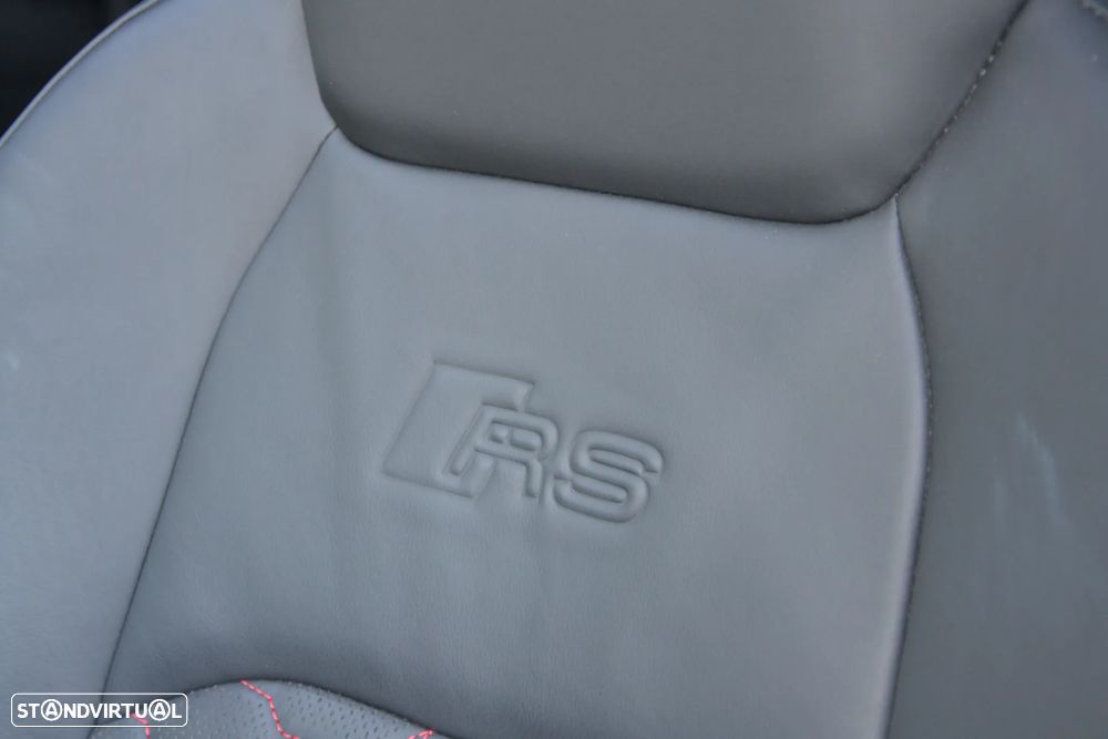 Audi RS6 Avant 4.0 TFSI quattro Tiptronic - 17