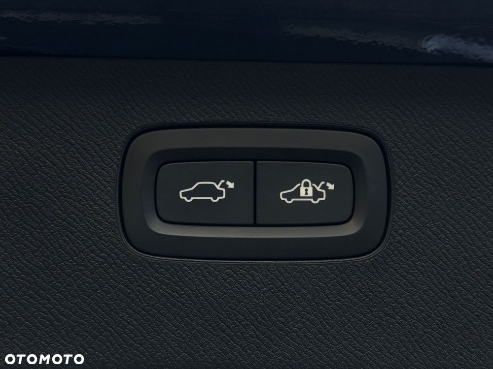 Volvo XC 90 - 19
