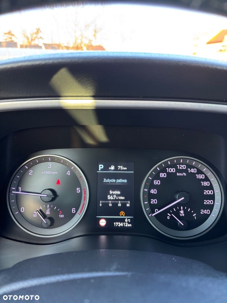 Hyundai Tucson 1.6 CRDi Premium 2WD DCT - 16