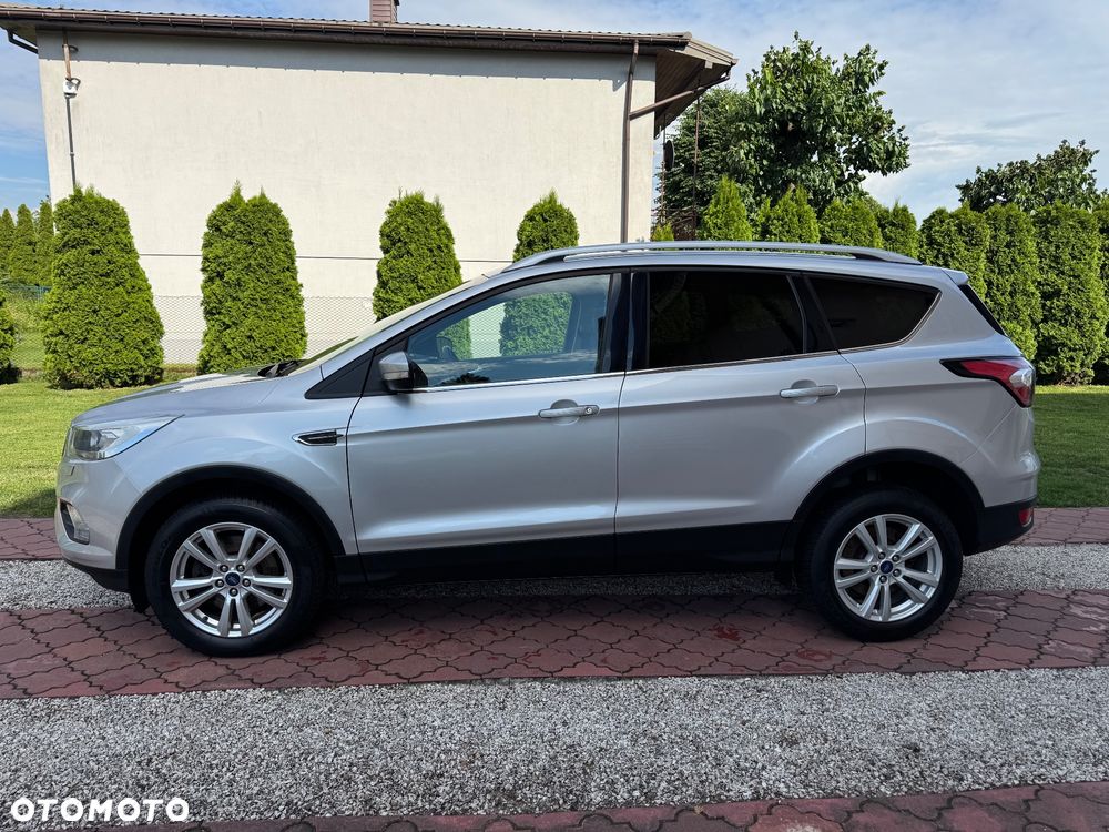 Ford Kuga 1.5 TDCi FWD Titanium - 6