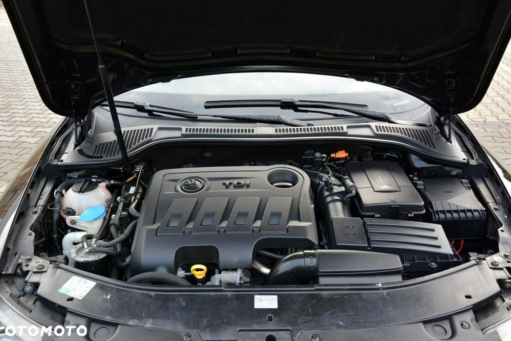 Skoda Superb 2.0 TDI DSG L&K - 40