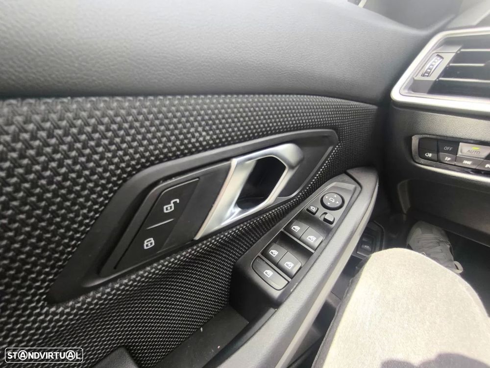 BMW 320 d Auto - 18
