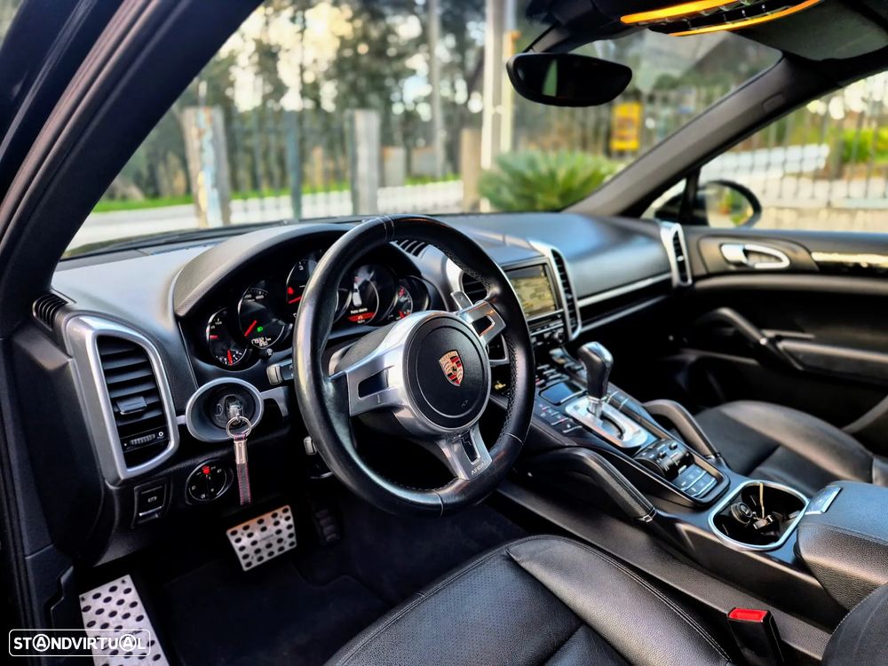 Porsche Cayenne Tiptronic S - 5