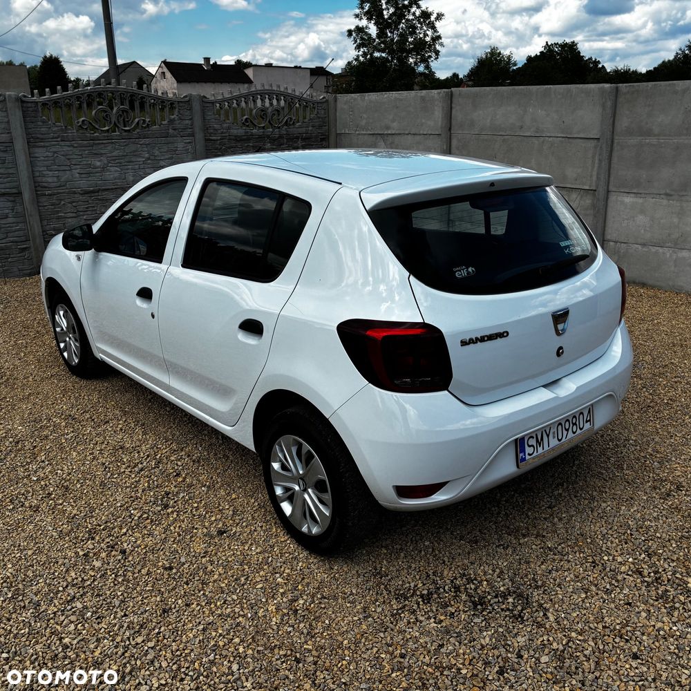 Dacia Sandero SCe 75 Essential - 12