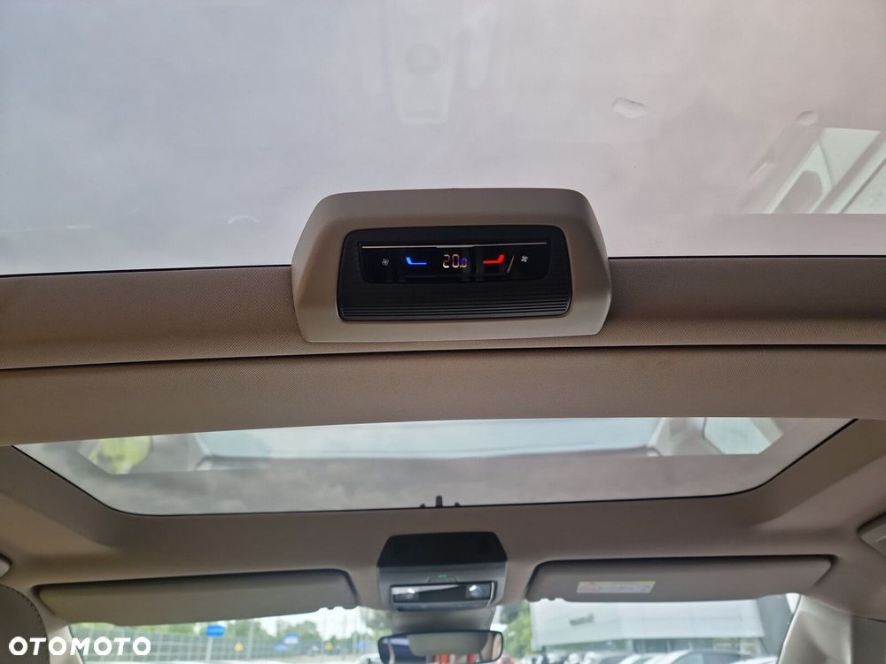 Volkswagen Multivan 2.0 TSI L1 Life DSG - 23