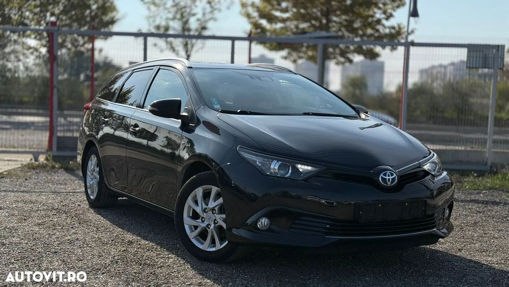 Toyota Auris - 2