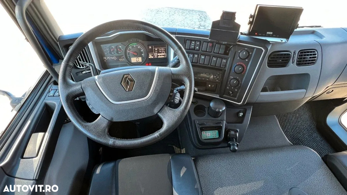Renault D16 280 Global Cab - 6