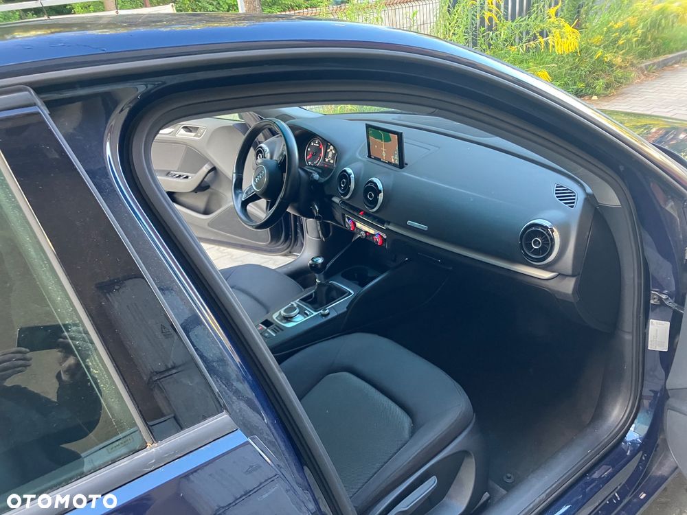 Audi A3 Sportback 2.0 TDI - 8