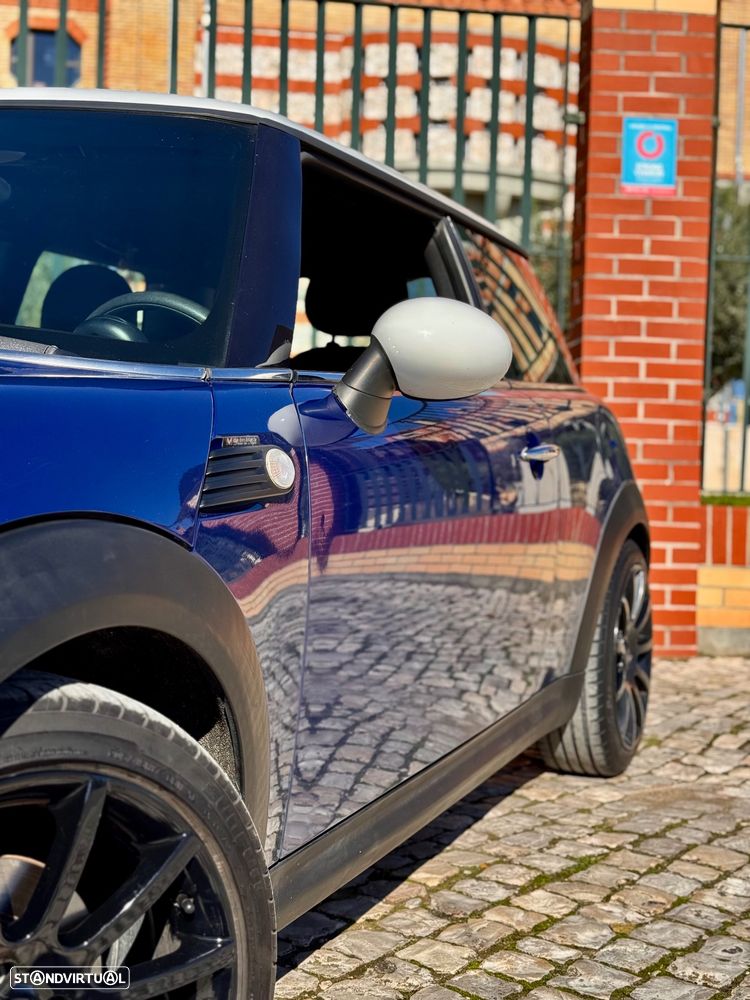 MINI 3 Portas Cooper D - 3