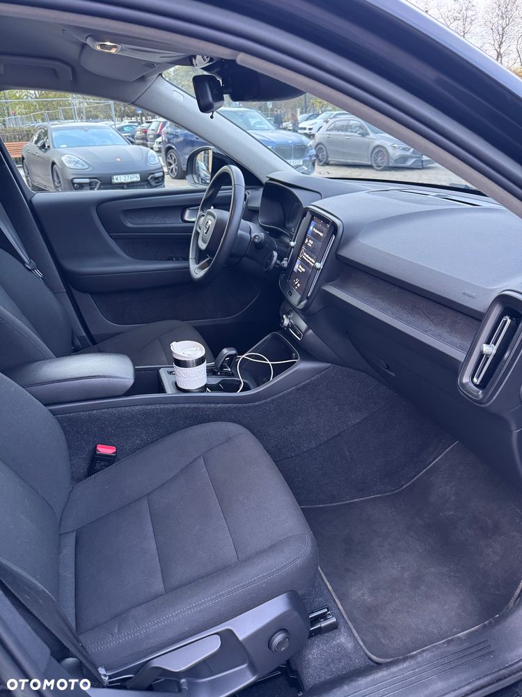 Volvo XC 40 T2 Essential - 10