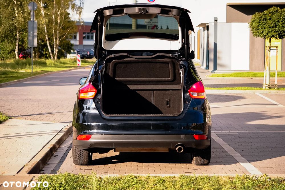 Ford Focus 1.5 EcoBoost Titanium ASS - 10