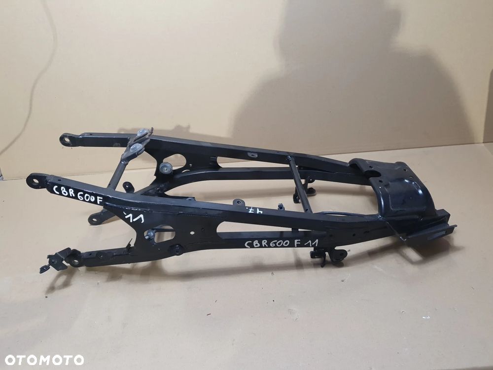 Honda CBR 600F (2011 - 2013) Stelaż Ogona tył - 4