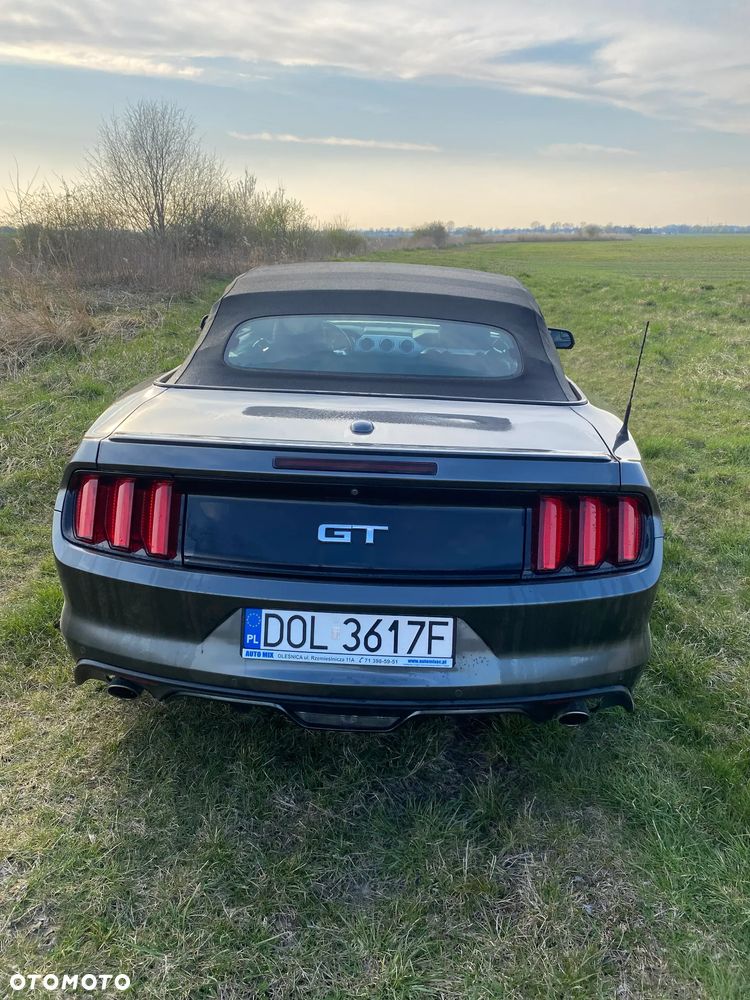 Ford Mustang 5.0 V8 GT - 5