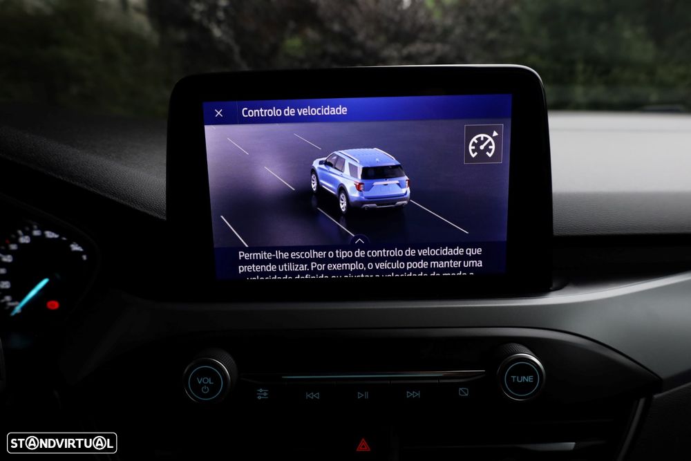 Ford Focus 1.0 EcoBoost MHEV ST-Line - 28