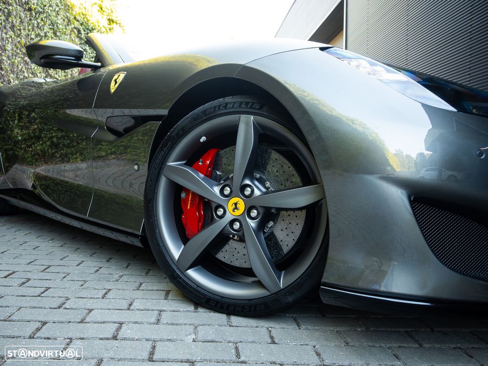 Ferrari Portofino 3.9 Twin-Turbo V8 - 10