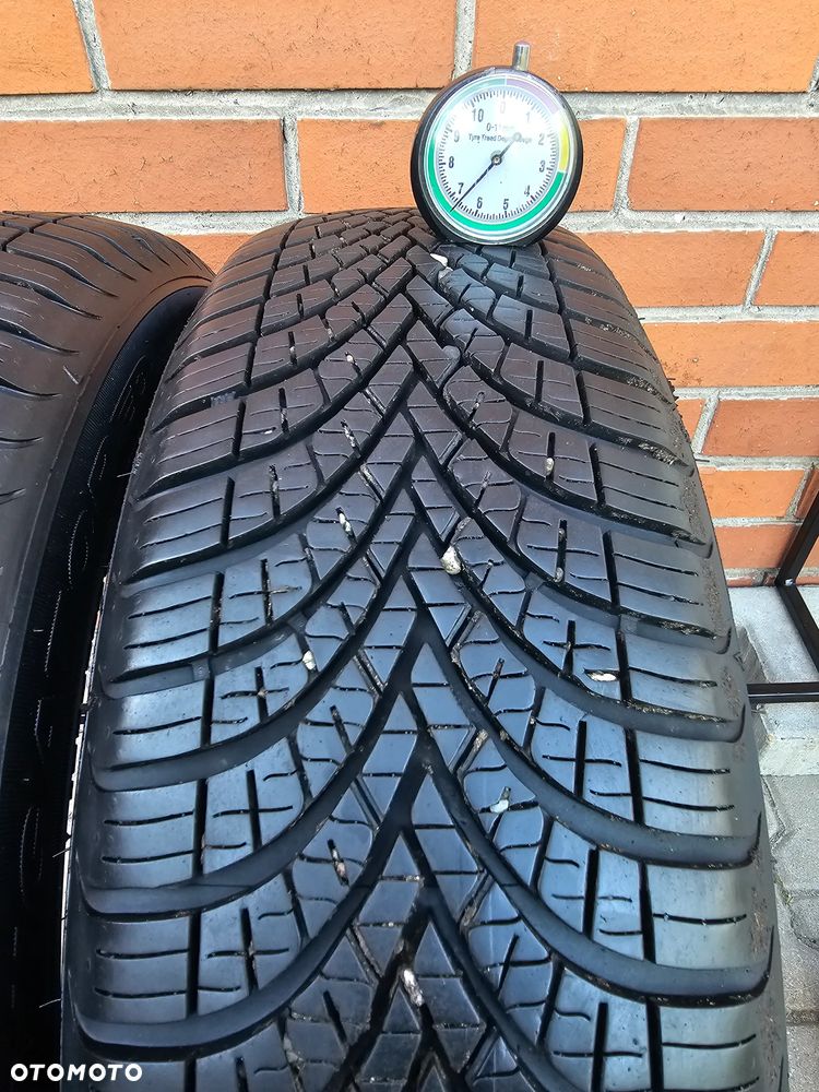 (P4) 165/65R15 81T 6,7mm 23r / Dębica Navigator 3 - 4