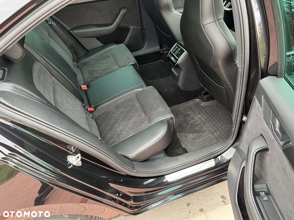 Skoda Superb 2.0 TSI 4x4 Sportline DSG - 17