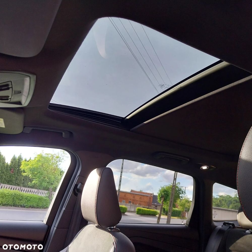 Ford Kuga 2.0 TDCi 4x4 ST-Line - 7