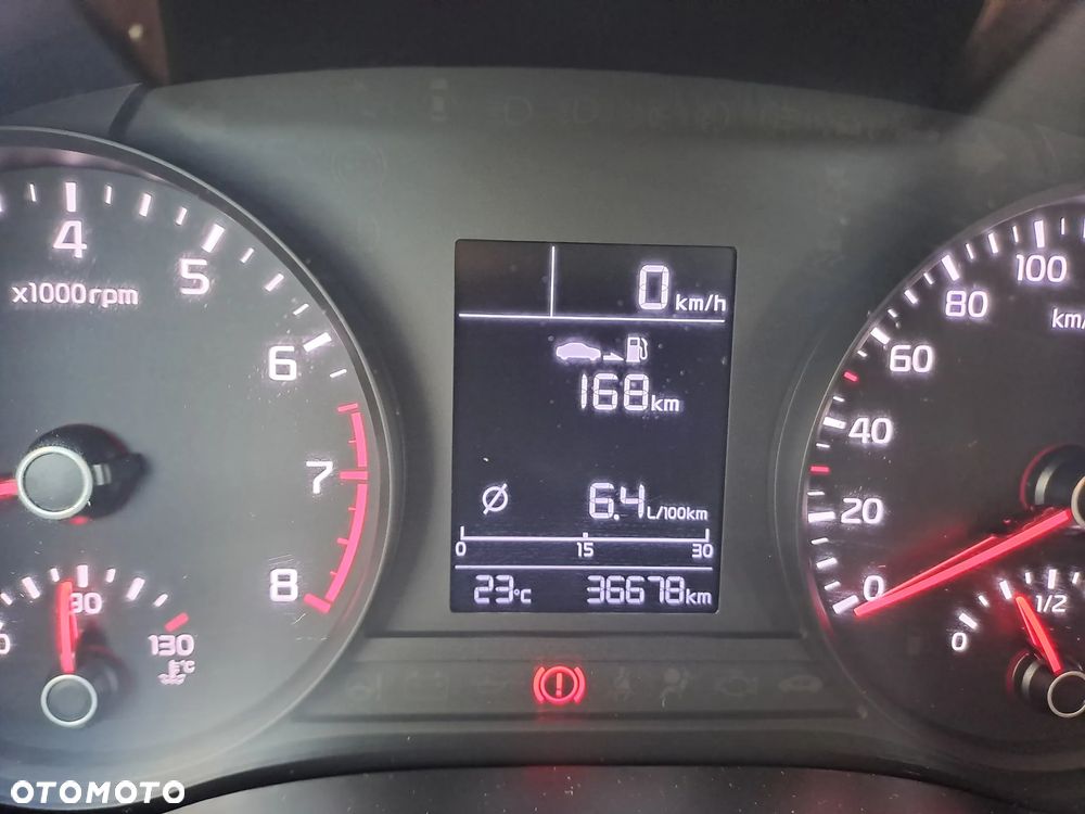 Kia Stonic 1.4 L - 13