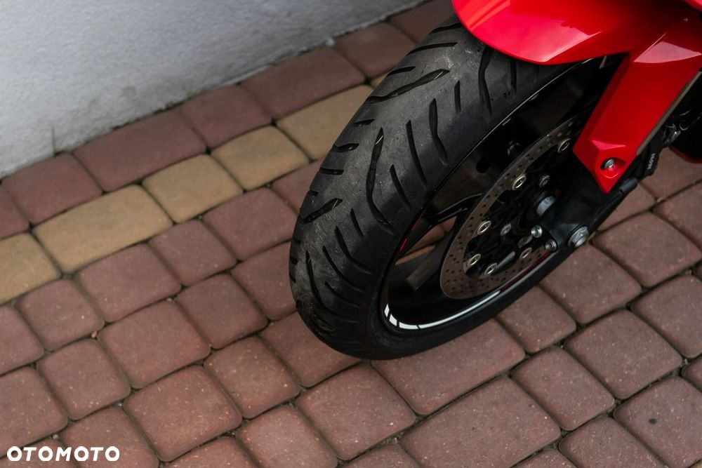 Honda CBR - 9