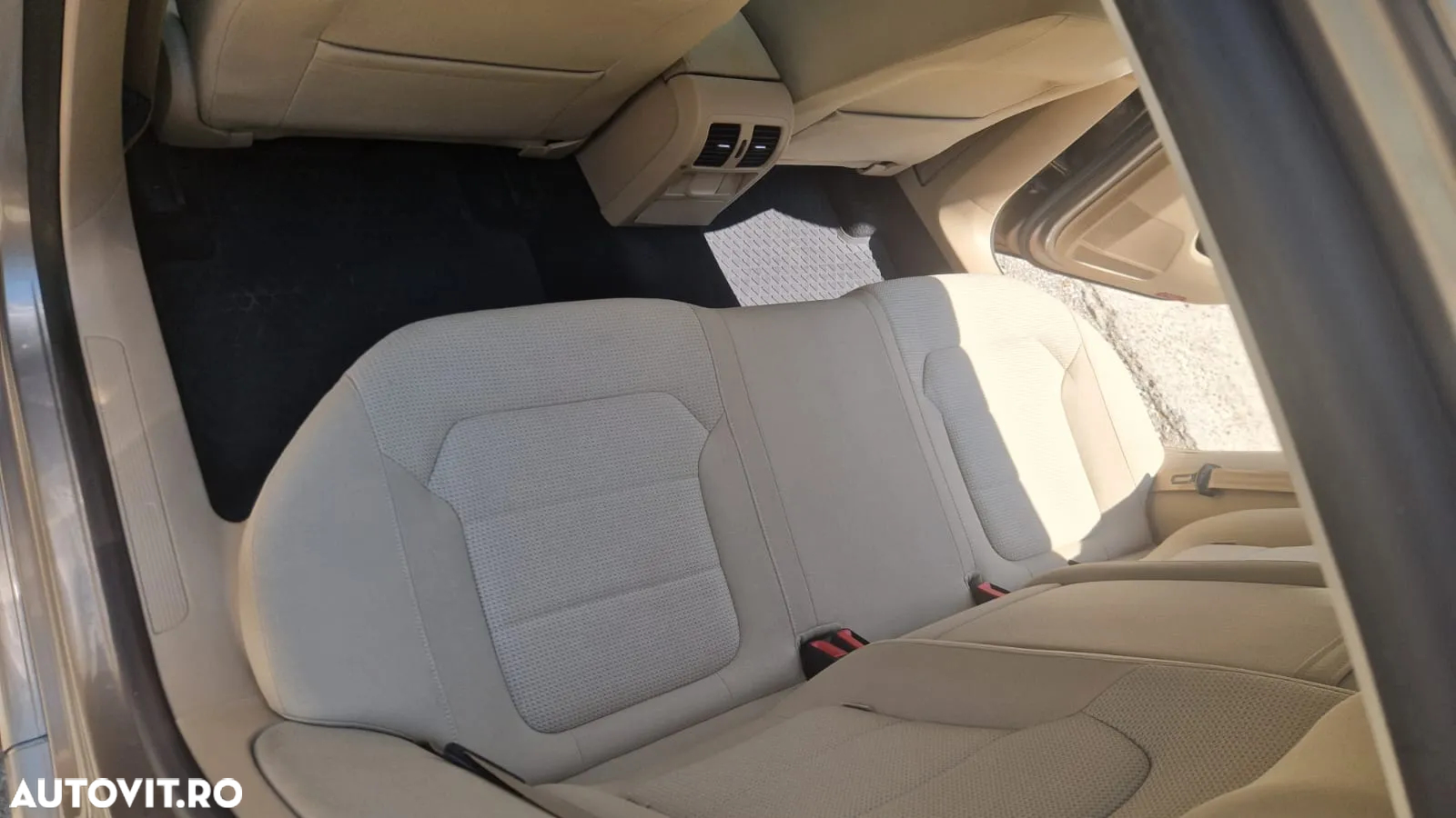 Volkswagen Passat - 6