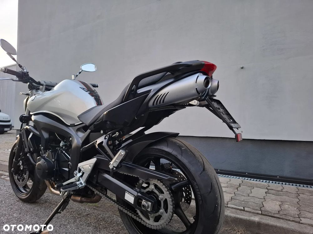 Yamaha FZ6 - 22