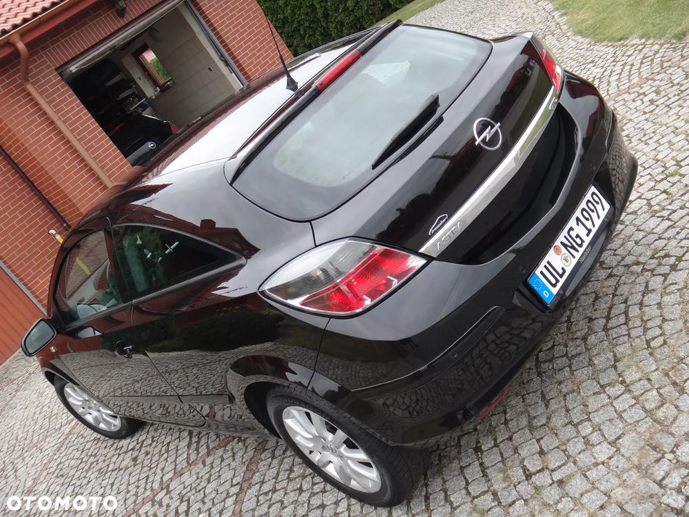 Opel Astra 1.6 NAVI - 19