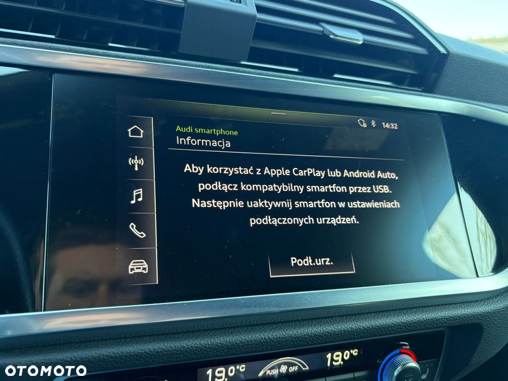 Audi RS Q3 2.5 TFSI quattro S tronic - 22