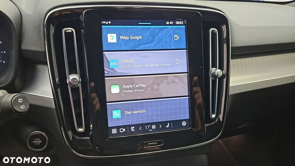 Volvo XC 40 B3 Plus Dark - 18