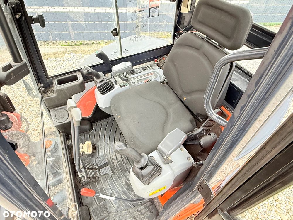 Kubota * Sprowadzona * Minikoparka * Kubota U 35-3&3 * 3.5 Ton * - 11