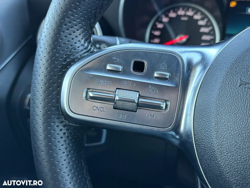 Mercedes-Benz C 180 d T 9G-TRONIC AMG Line - 9