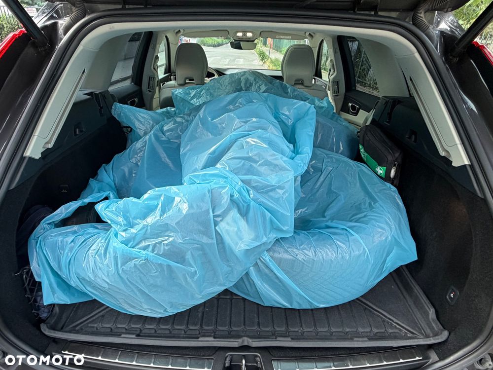 Volvo XC 60 B4 B Plus Bright - 24