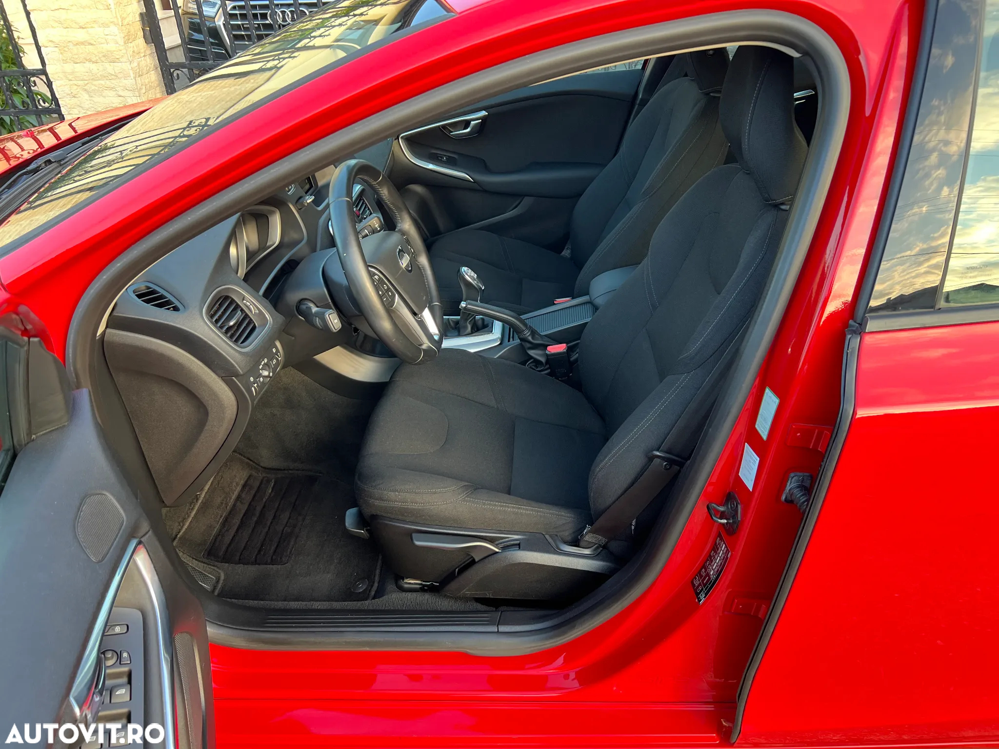 Volvo V40 D2 94g Kinetic - 6