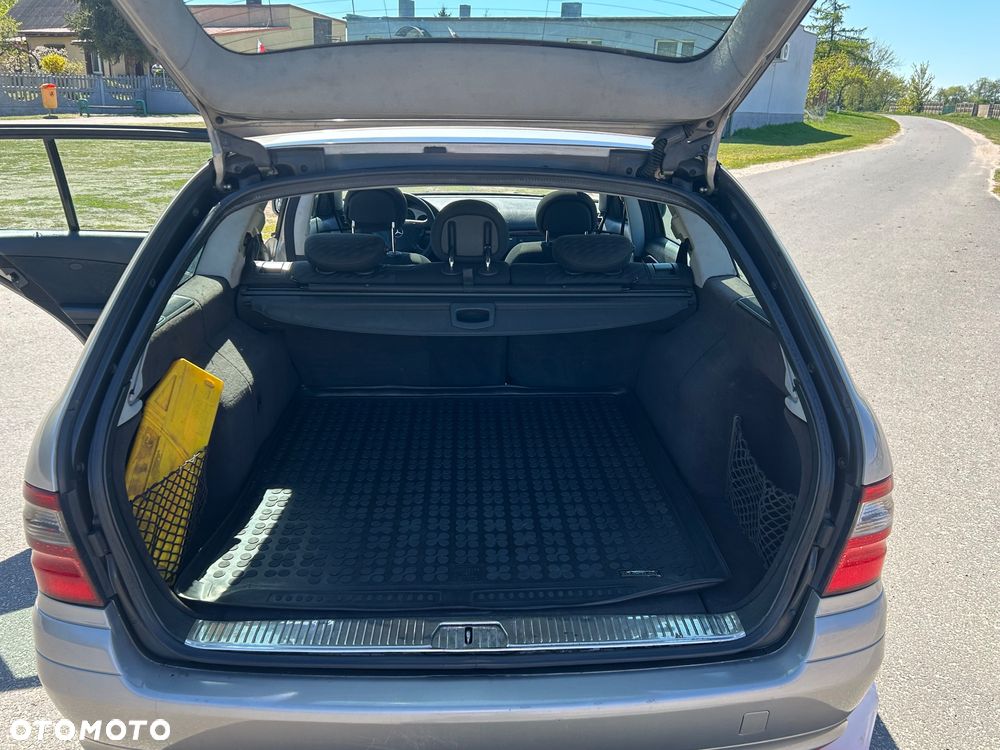 Mercedes-Benz Klasa E 220 CDI Automatik Classic - 13