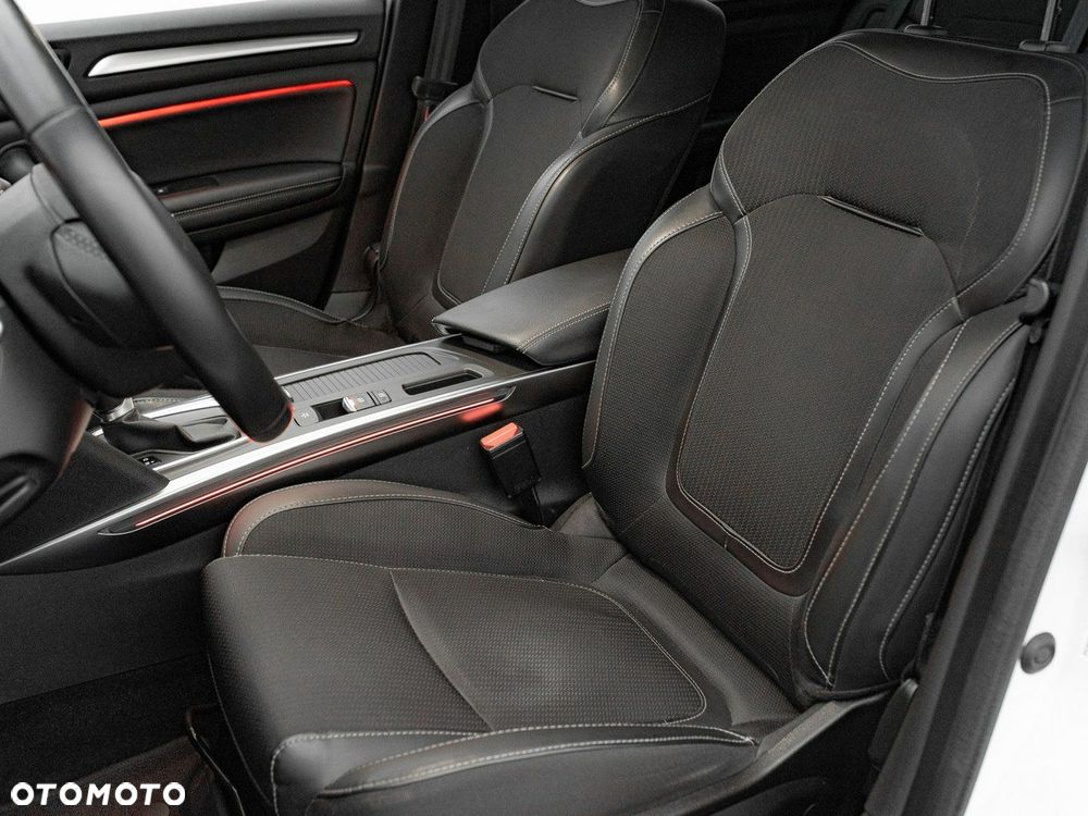 Renault Megane 1.5 Blue dCi Intens EDC - 12