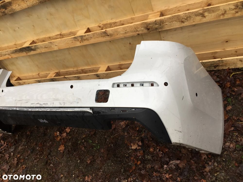 ZDERZAK Tylni - BMW Serii 5 (G31) Kombi Lift - Biały - 9498620 - 2