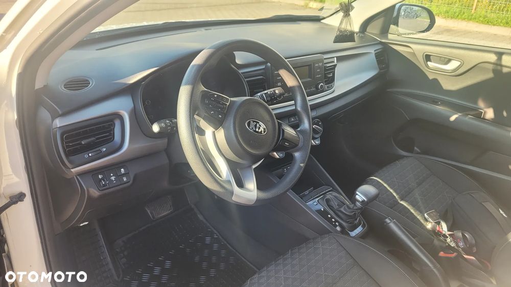 Kia Rio 1.4 M - 13