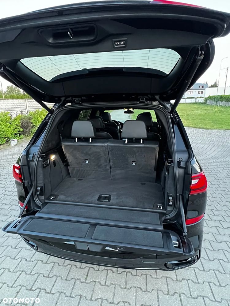 BMW X7 xDrive40i - 8