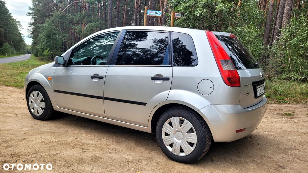 Ford Fiesta - 4