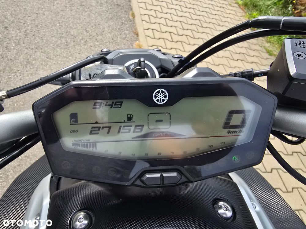 Yamaha MT - 16
