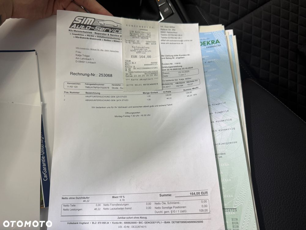 Skoda Superb 2.0 TDI DSG Premium Edition - 28