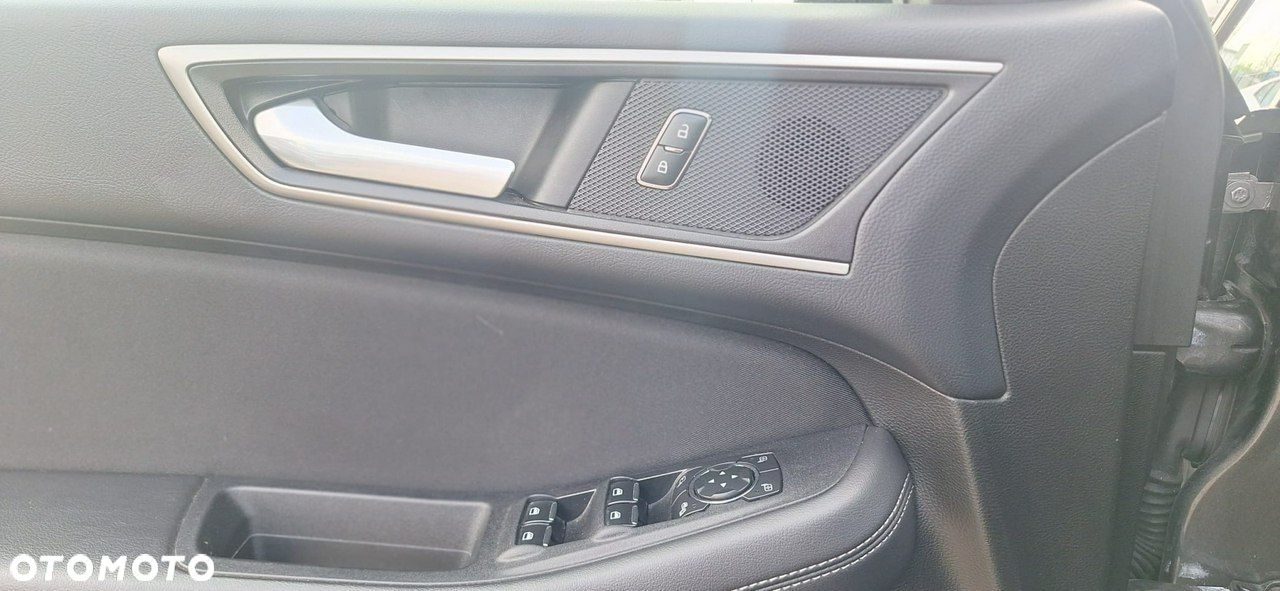 Ford Galaxy - 16