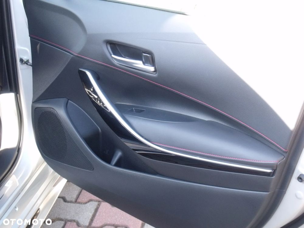 Toyota Corolla 1.8 Hybrid GR Sport Dynamic - 16