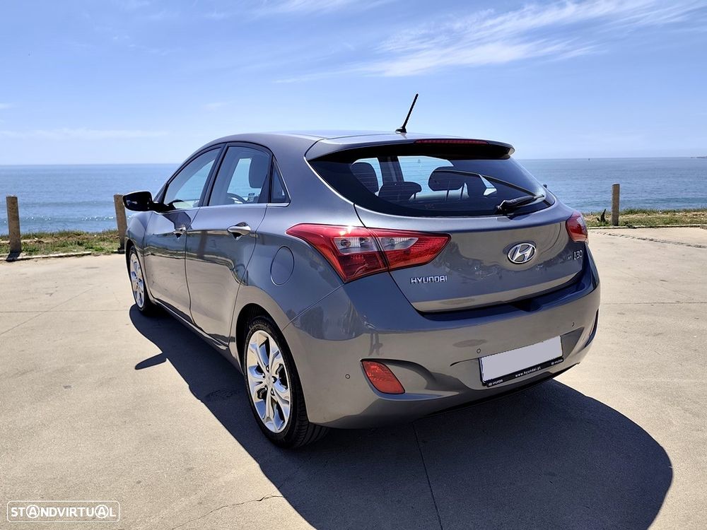 Hyundai i30 1.6 CRDI STyle J17 - 6