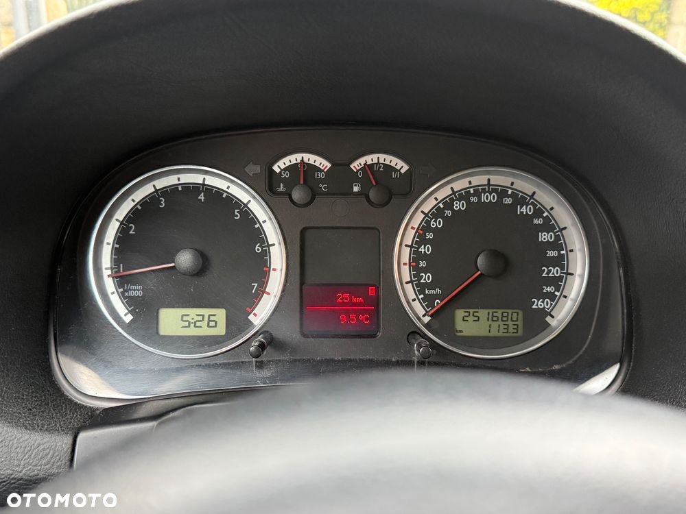 Volkswagen Golf - 12