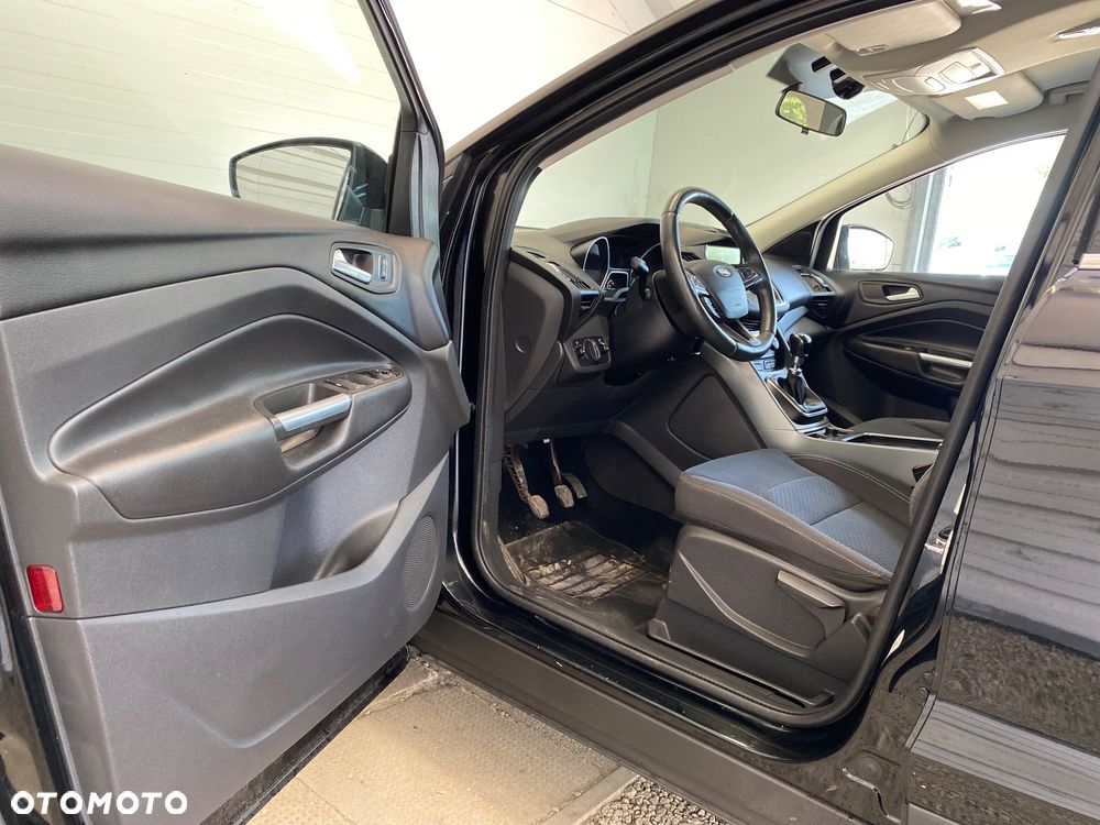 Ford Kuga 2.0 TDCi FWD Titanium - 7