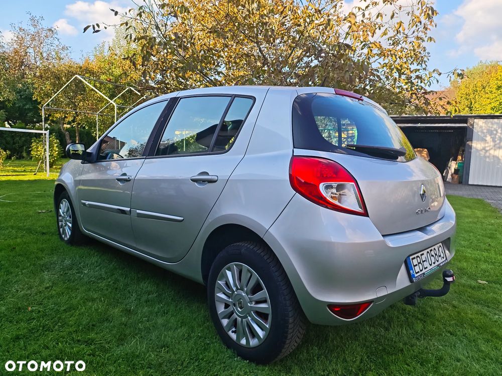 Renault Clio 1.2 16V 75 GPS - 4