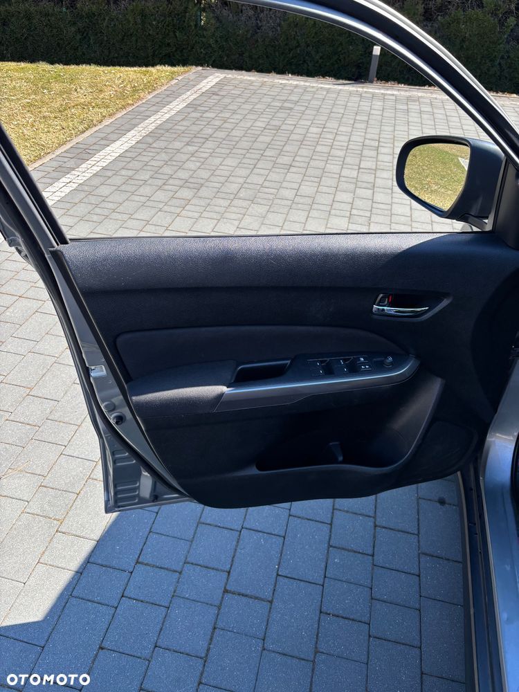 Suzuki Vitara - 12