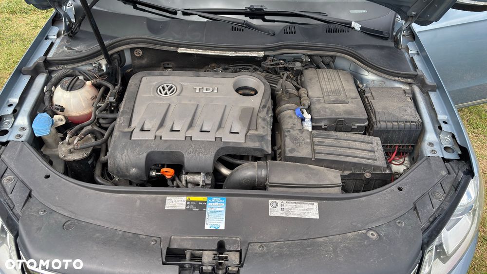 Volkswagen Passat 2.0 TDI Highline DSG - 18