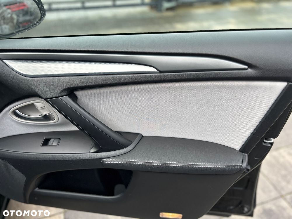 Toyota Avensis Touring Sports 2.0 D-4D Edition-S - 26